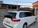 Toyota Sienna 2015 года за 15 000 000 тг. в Кызылорда – фото 2