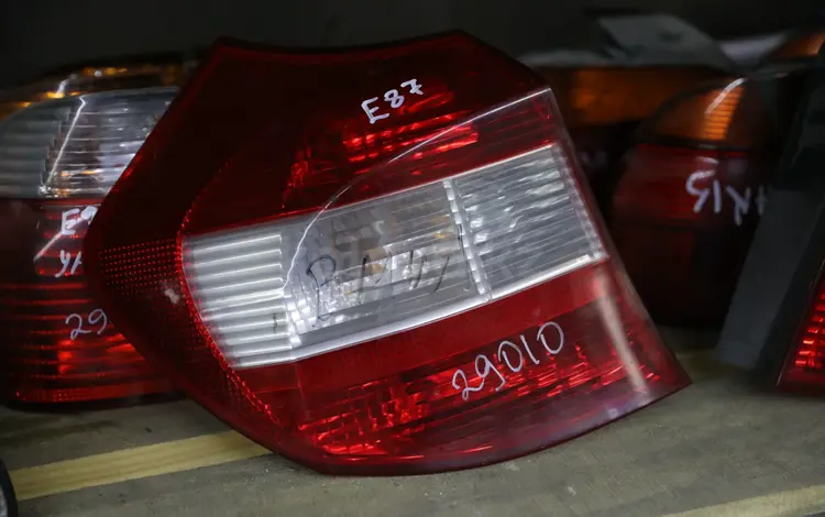 Задний левый правый фонарь (фара, плафон, стоп, габарит) BMW 1 E87 за 20 000 тг. в Алматы