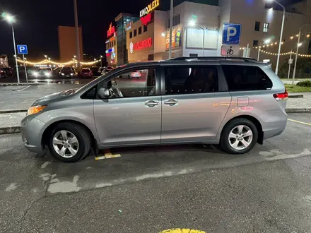 Toyota Sienna 2012 года за 14 000 000 тг. в Алматы – фото 2