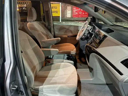 Toyota Sienna 2012 года за 14 000 000 тг. в Алматы – фото 14