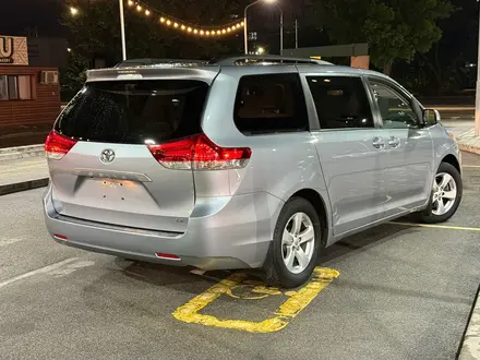 Toyota Sienna 2012 года за 14 000 000 тг. в Алматы