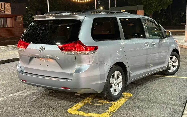 Toyota Sienna 2012 года за 14 000 000 тг. в Алматы