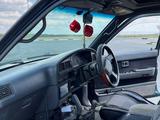 Toyota Hilux Surf 1995 года за 2 800 000 тг. в Калбатау – фото 4