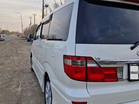 Toyota Alphard 2004 года за 7 600 000 тг. в Уральск