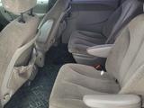 Chrysler Voyager 2002 годаүшін2 400 000 тг. в Актобе – фото 5