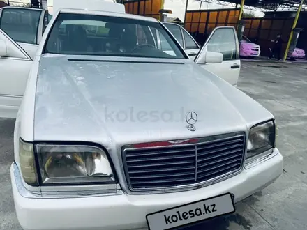 Mercedes-Benz S 320 1994 года за 2 400 000 тг. в Алматы – фото 2