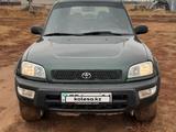 Toyota RAV4 1997 года за 3 300 000 тг. в Астана