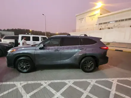 Toyota Highlander 2022 года за 25 200 000 тг. в Алматы – фото 2
