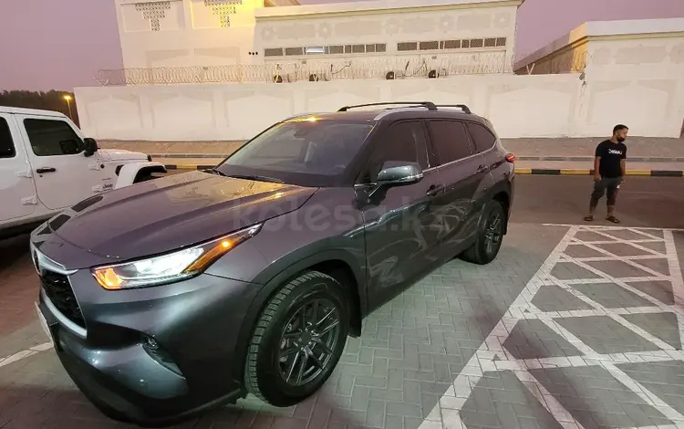 Toyota Highlander 2022 годаүшін25 200 000 тг. в Алматы