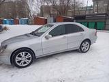 Mercedes-Benz C 240 2001 годаүшін2 700 000 тг. в Семей – фото 2