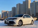 Toyota Camry 2019 года за 13 450 000 тг. в Караганда