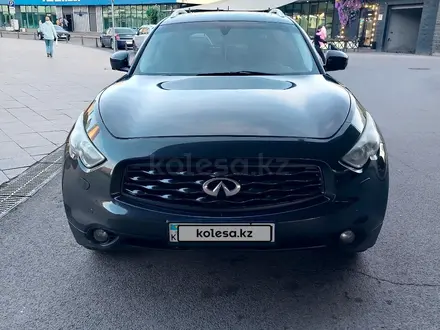 Infiniti FX35 2008 года за 9 500 000 тг. в Астана