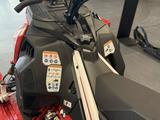 BRP  Shredder RE 3900 76mm Powder Max X-light 850 E-TEC Turbo R 2024 года за 15 228 000 тг. в Алматы – фото 4