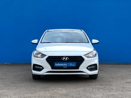 Hyundai Accent 2018 года за 7 270 000 тг. в Алматы – фото 2