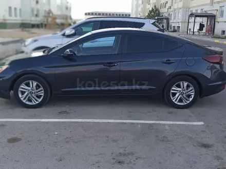 Hyundai Elantra 2019 года за 8 000 000 тг. в Актау – фото 6