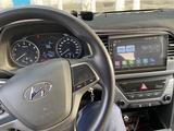 Hyundai Elantra 2018 года за 7 300 000 тг. в Сатпаев – фото 3