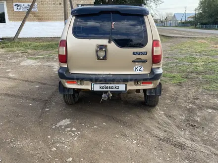 Chevrolet Niva 2006 года за 1 500 000 тг. в Уральск – фото 3