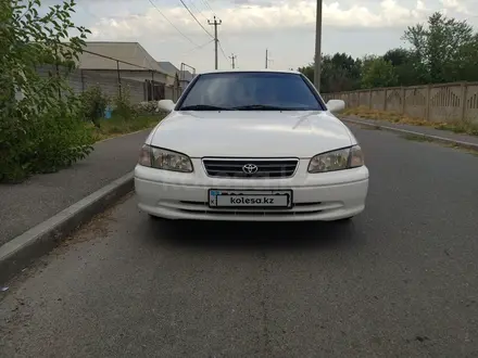 Toyota Camry 2000 года за 4 500 000 тг. в Тараз