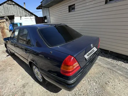 Mercedes-Benz C 180 1994 года за 1 900 000 тг. в Кокшетау – фото 4