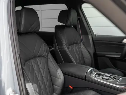 BMW X7 XDrive 40i 2026 года за 79 958 319 тг. в Астана – фото 8