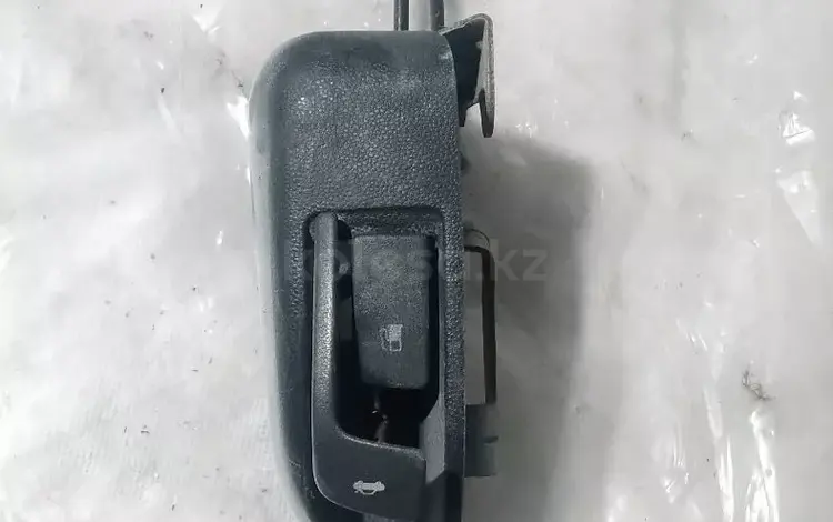 Ручка багажника и бензобака mazda 3 за 4 500 тг. в Караганда