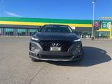 Hyundai Santa Fe 2019 годаfor10 200 000 тг. в Уральск