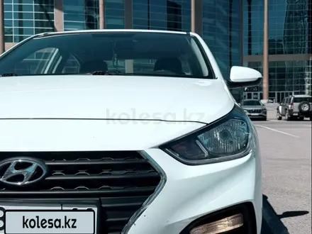 Hyundai Accent 2019 года за 6 600 000 тг. в Астана