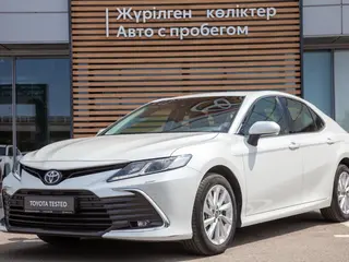 Toyota Camry Prestige