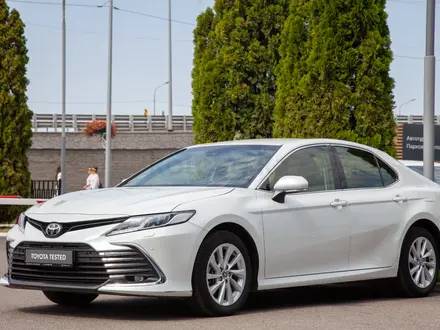Toyota Camry Prestige 2023 года за 14 900 000 тг. в Алматы – фото 2