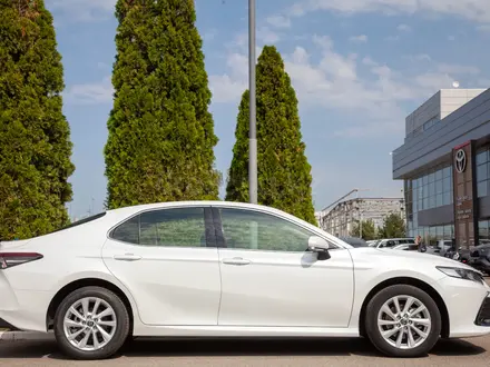 Toyota Camry Prestige 2023 года за 14 900 000 тг. в Алматы – фото 8