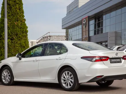 Toyota Camry Prestige 2023 года за 14 900 000 тг. в Алматы – фото 3