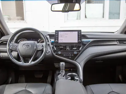 Toyota Camry Prestige 2023 года за 14 900 000 тг. в Алматы – фото 12