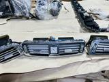 C218 CLS500 дефлектор за 40 000 тг. в Алматы