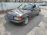 Mercedes-Benz C 180 1995 годаүшін2 000 000 тг. в Караганда – фото 3