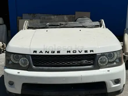 Авто разбор запчасти Полный Морда авкат Range Rover Sport в Алматы