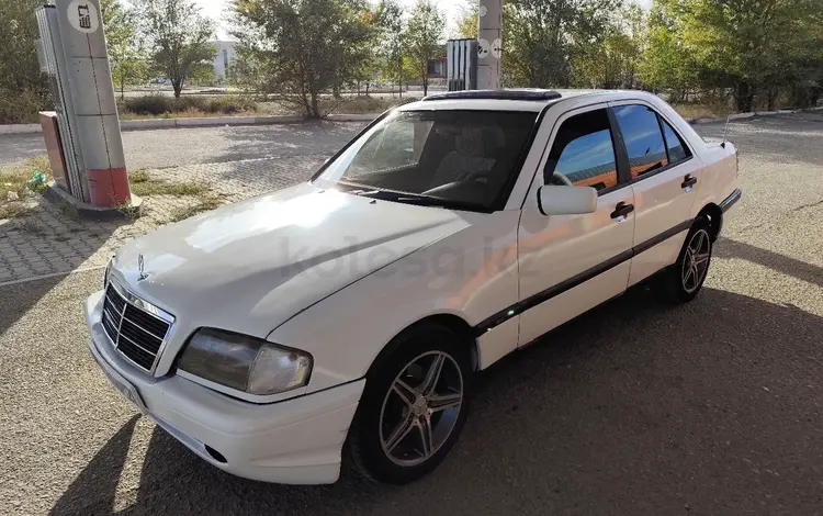 Mercedes-Benz C 250 1996 годаfor1 400 000 тг. в Караганда