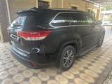 Toyota Highlander 2019 годаүшін18 500 000 тг. в Шымкент – фото 2