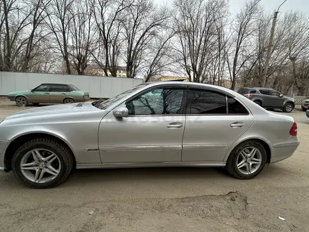 Mercedes-Benz E 240 2002 года за 3 000 000 тг. в Жезказган – фото 12