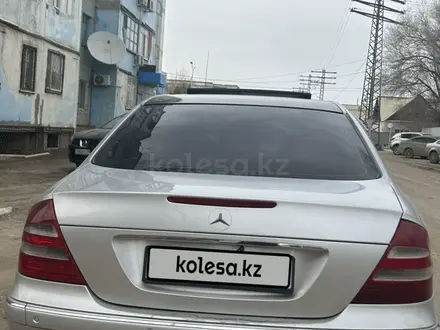 Mercedes-Benz E 240 2002 года за 3 000 000 тг. в Жезказган – фото 3