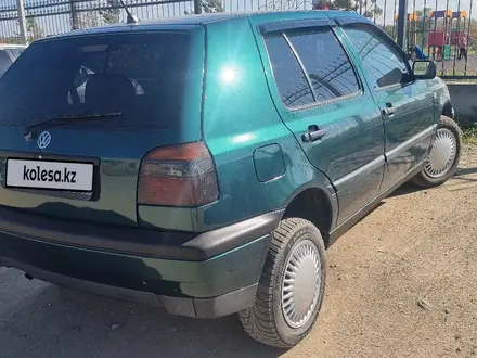 Volkswagen Golf 1995 года за 1 300 000 тг. в Кокшетау – фото 3