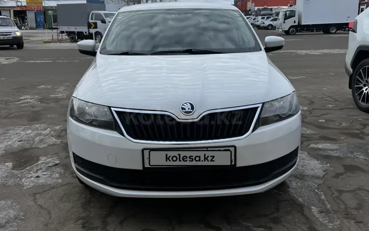 Skoda Rapid 2018 года за 4 500 000 тг. в Атырау