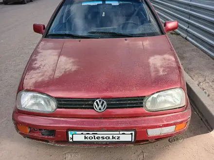 Volkswagen Golf 1995 года за 1 200 000 тг. в Астана