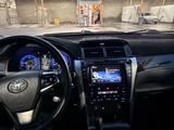 Toyota Camry 2015 года за 9 900 000 тг. в Шымкент – фото 4