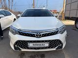 Toyota Camry 2015 года за 9 900 000 тг. в Шымкент