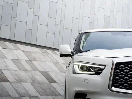 Infiniti QX80 2022 года за 37 500 000 тг. в Алматы – фото 2