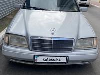 Mercedes-Benz C 180 1996 года за 1 100 000 тг. в Астана