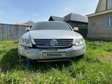 Volkswagen Phaeton 2003 года за 1 600 000 тг. в Алматы – фото 2