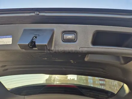 Hyundai Santa Fe 2020 года за 12 000 000 тг. в Актобе – фото 11