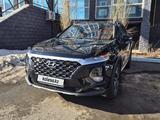 Hyundai Santa Fe 2020 года за 12 000 000 тг. в Актобе