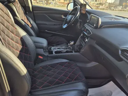 Hyundai Santa Fe 2020 года за 12 000 000 тг. в Актобе – фото 8